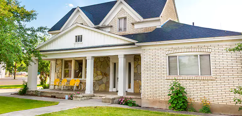 Why Homeowners in Garland Sell Their Houses After Losing a Job – And How We Can Help